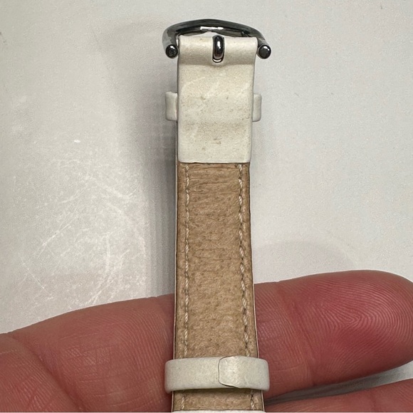 Carriage by timex white leather watch band - Picture 9 of 13